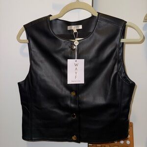 WAYF Black Sleeveless Vest